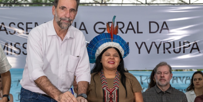 Acordo inédito vai permitir compra de 3 mil hectares de terras para indígenas Avá-Guarani, no oeste do Estado