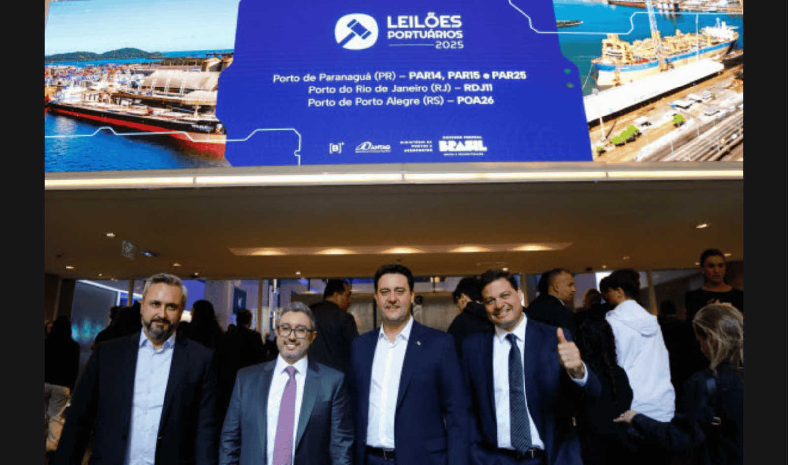 Deputado Fabio Oliveira (Podemos) representa Assembleia em leilão histórico do Porto de Paranaguá