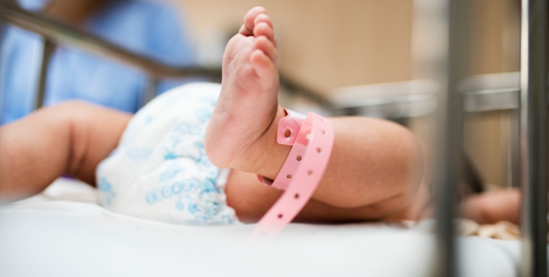 Prematuridade e cuidados intensivos: como funciona uma UTI Neonatal?