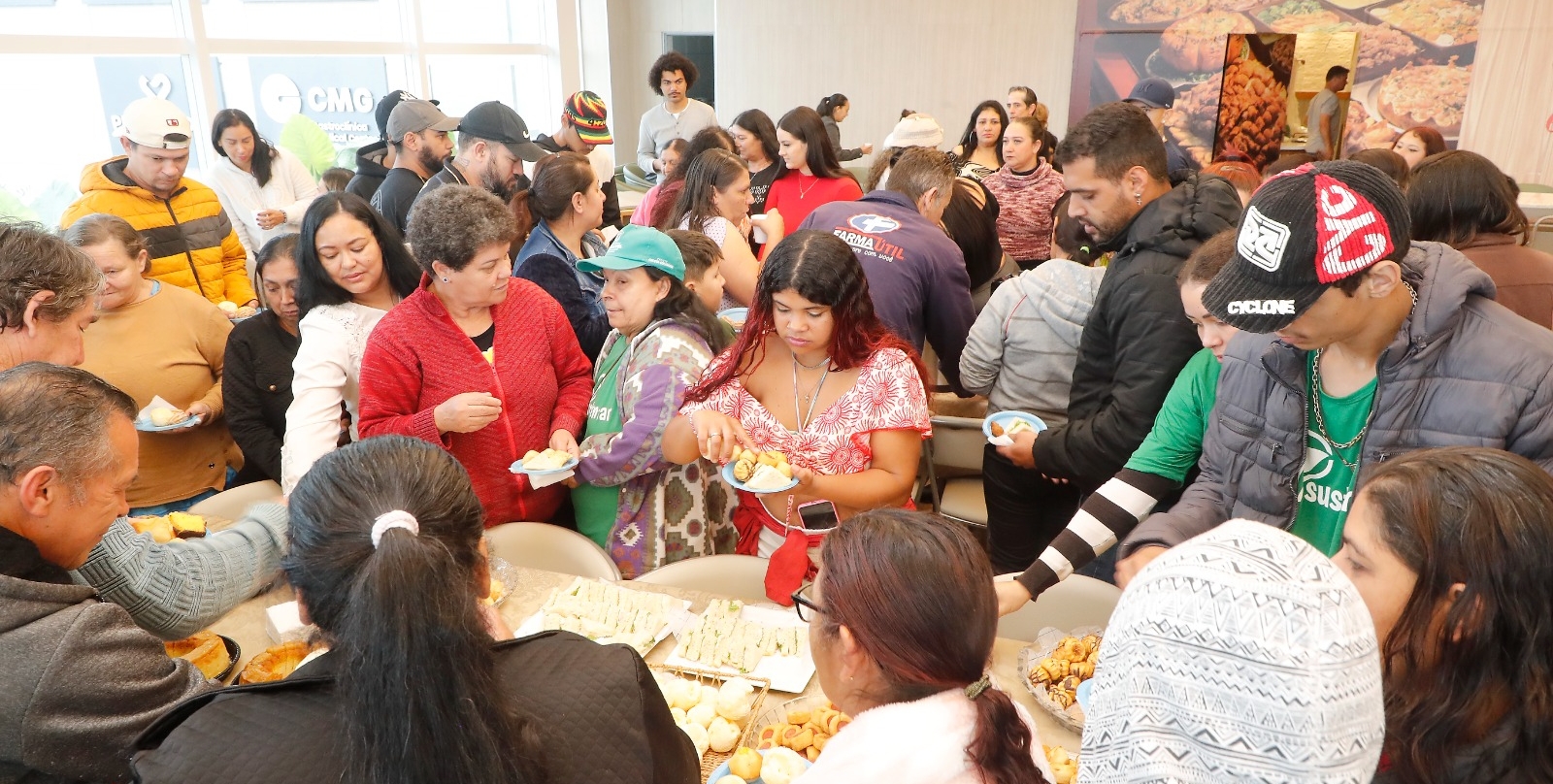 Catuaí homenageia mais de 100 trabalhadores pelo Dia dos Catadores de Materiais Recicláveis