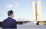 “É HORA DE SACUDIR O SENADO”