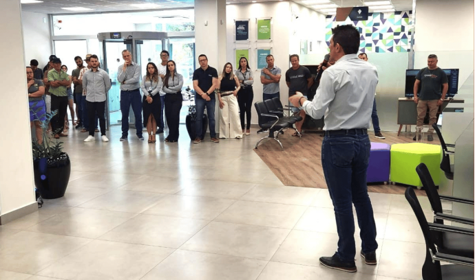 Sicoob Credicapital entrega agência reformada para cooperados após tornado em Rio Bonito do Iguaçu