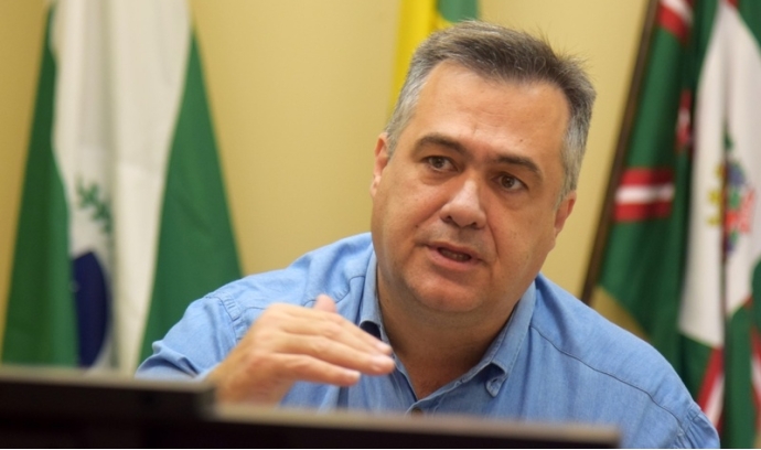 Em defesa da política moderada