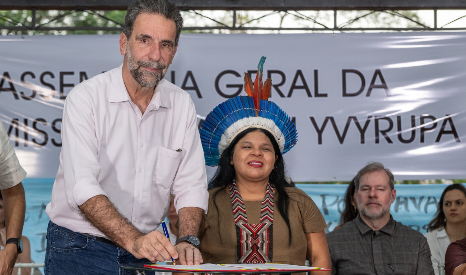 Acordo inédito vai permitir compra de 3 mil hectares de terras para indígenas Avá-Guarani, no oeste do Estado