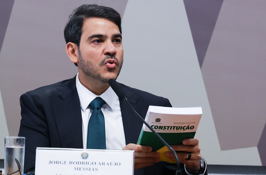 Senado impõe derrota histórica a Lula e rejeita Messias no STF